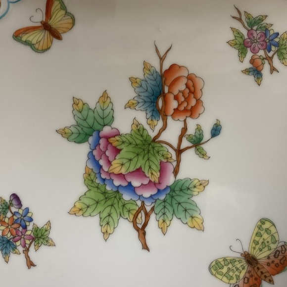 Large Herend Queen Victoria reticulated bowl - Picture 2 of 3